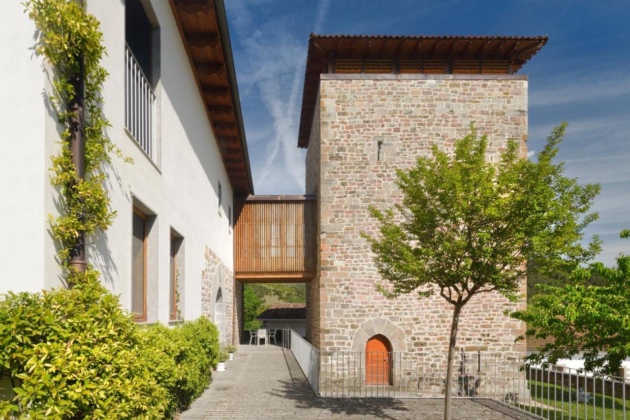 Hotel Rural Torre De Uriz Exterior foto